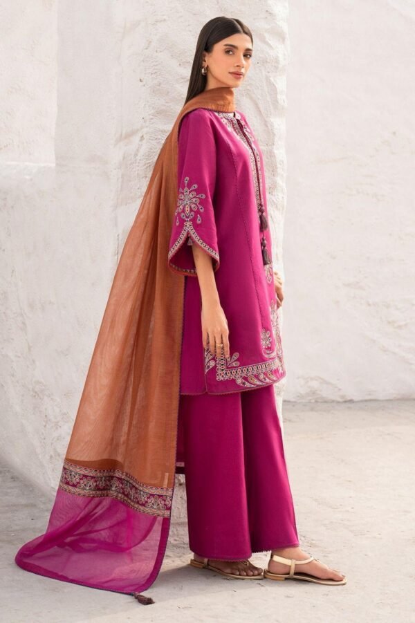 3pcs women's unstiched embroidered suit - Image 3