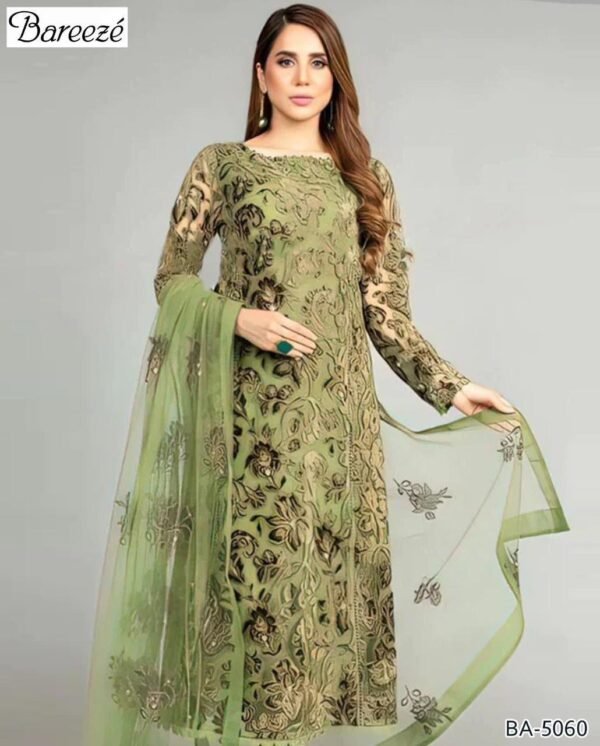 Stunning 3pcs unstiched embroidered suit - Image 4