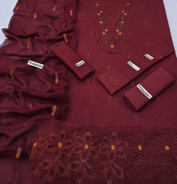 Exquisite maroon embroidered  3pcs with patch work - Image 3
