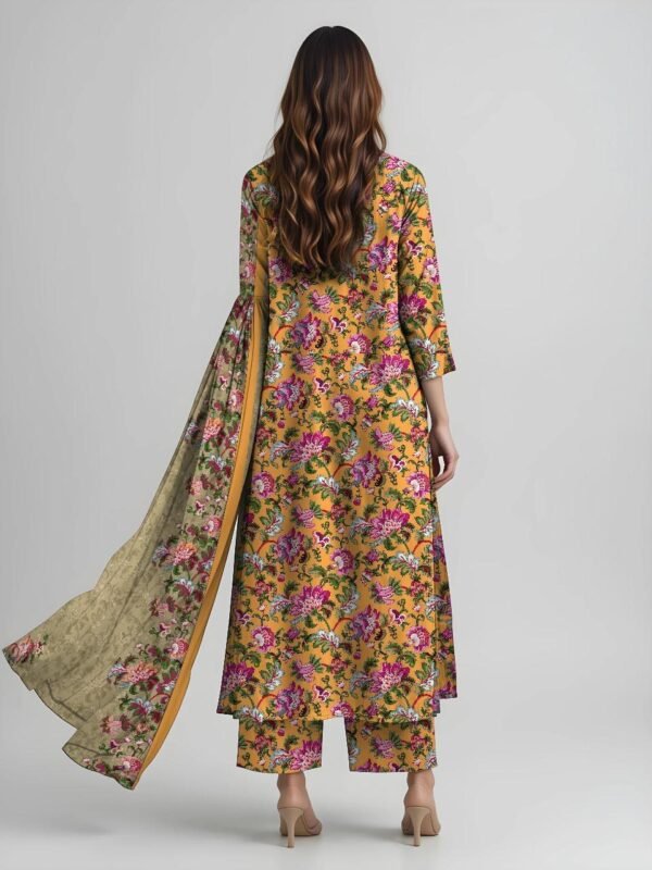 Women's 3 piece unstiched printed suit - Image 3
